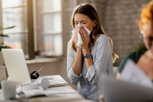 Can Local Honey Help with Allergies?